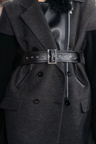 Look 97